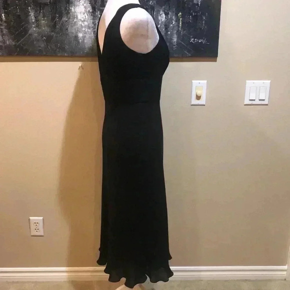 Chadwick’s Black 100% Silk Empire Waist Ruffle Hem Dress-Size 8 - Picture 4 of 11
